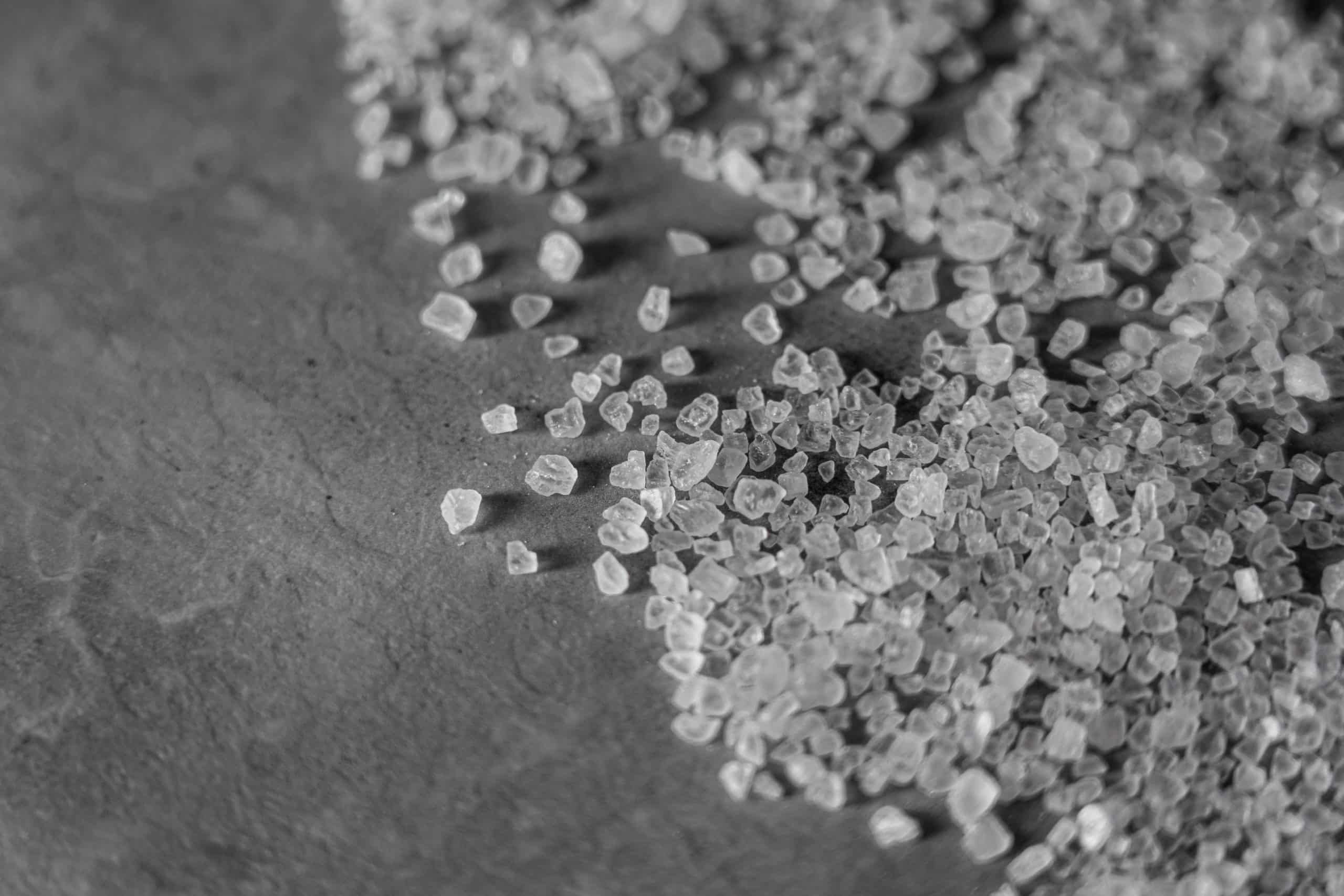 Salz ungesund? Im Gegenteil wer zu wenig Salz isst schadet dem Körper, die richtige Menge ist gut für Herz Nieren macht fit schlank und schlau Salz ungesund oder gesund?