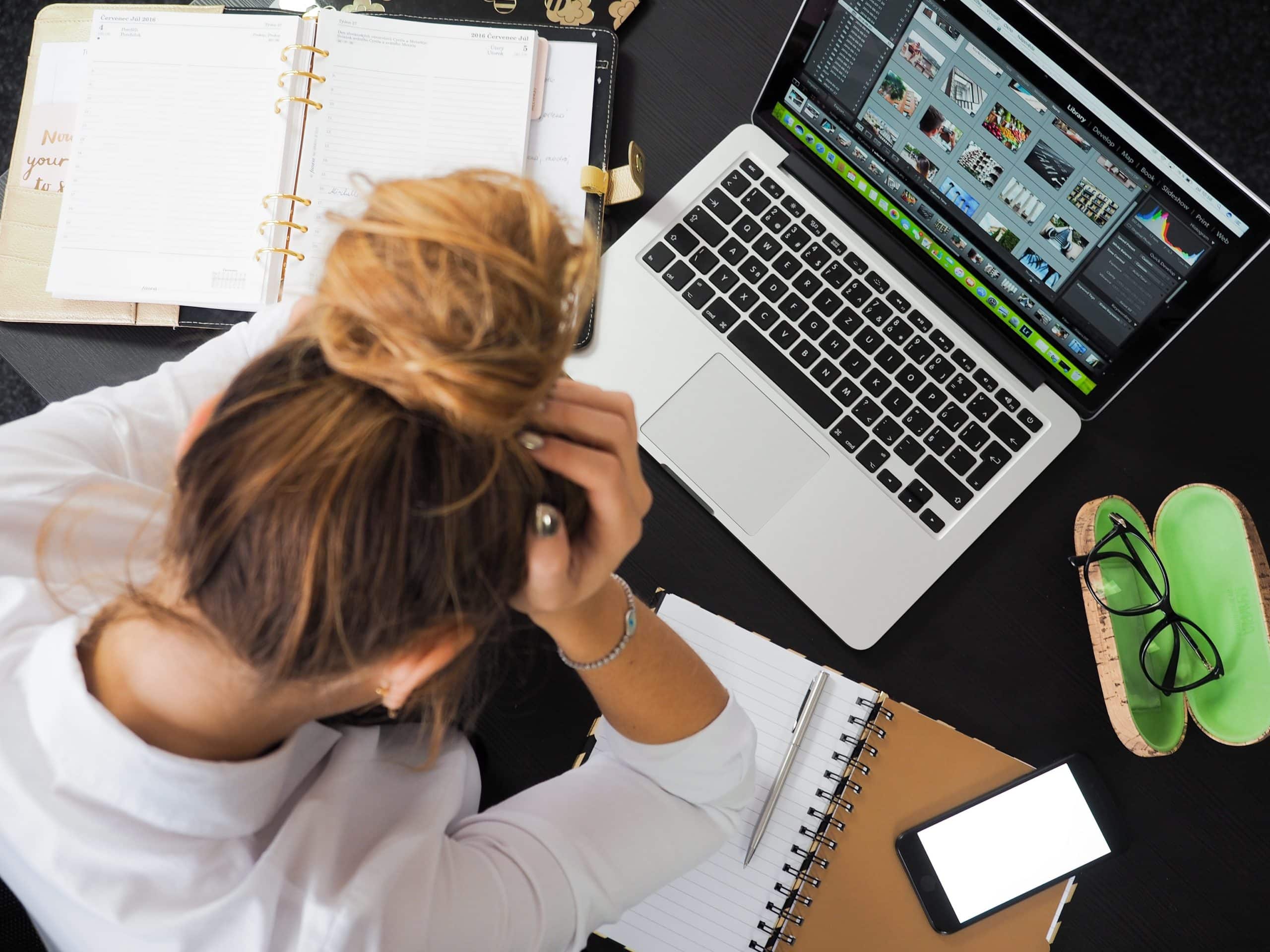 Stress hat Auswirkungen auf die Gesundheit Körpergewicht und Nerven prüfen Sie ob Sie am Rushing Woman Syndrom leiden der Test hier Dauerstress, leiden Sie unter dem Rushing Woman Syndrom?