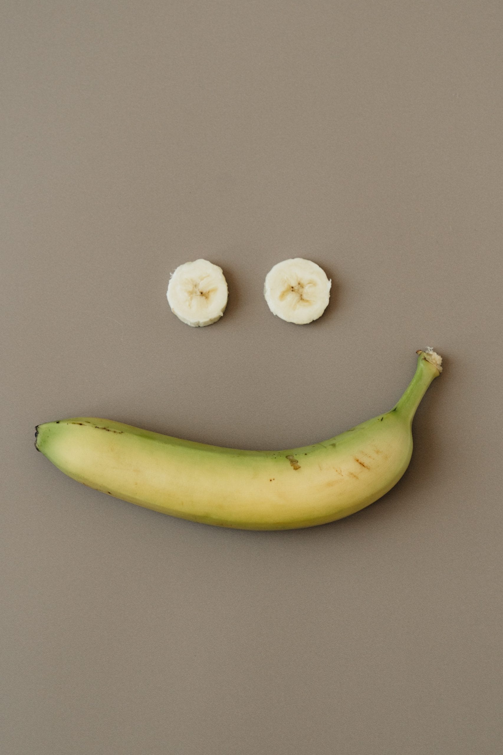 Beim Reifegrad von Bananen geht gibt es unterschiedliche Vorlieben doch wann ist die Banane gesund? Wir erklären die Reifegrade der Banane Erstaunlich ab welchem Bananen Reifegrad ist eine Banane gesund?