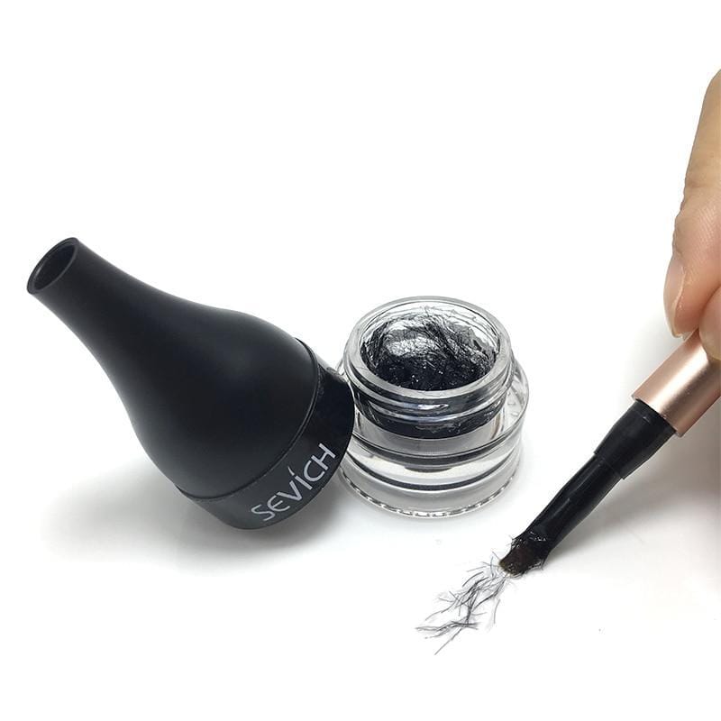 Augenbrauen verlängern mit Braugen-Gel mit zusätzlichen Extensions 