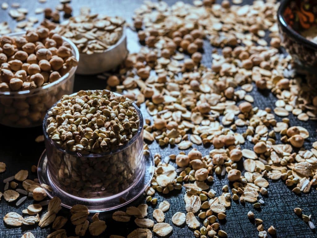 Diese Tipps helfen Ihnen im Alltag beim Abnehmen. Sie unterstreichen eine Diät oder eine Ausgewogene Ernährung und helfen Gewicht zu halten. Vollkornprodukte werden ihnen beim Abnehmen helfen