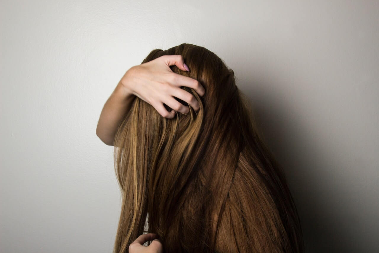 Haare im Sommer schützen mit der richtigen Pflege